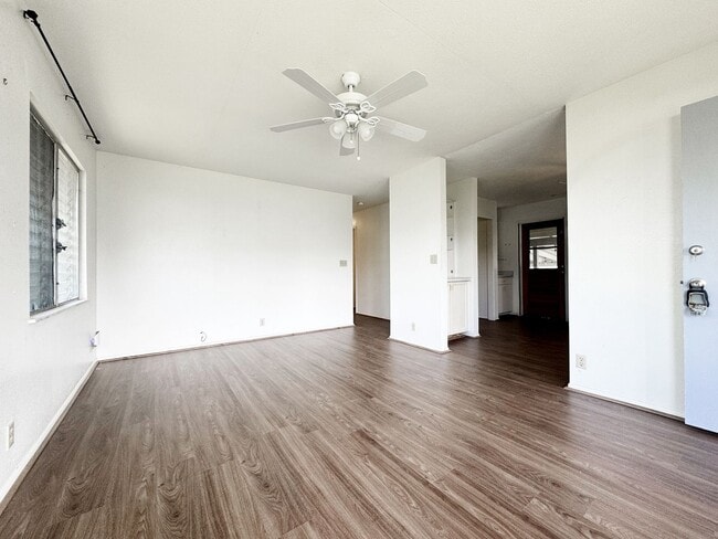 Building Photo - Pet-Friendly Single Family Home Blocks from Kailua Beach
