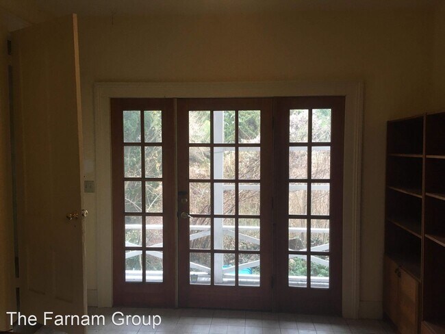 Foto del edificio - 4 br, 2 bath House - 101 Howe St