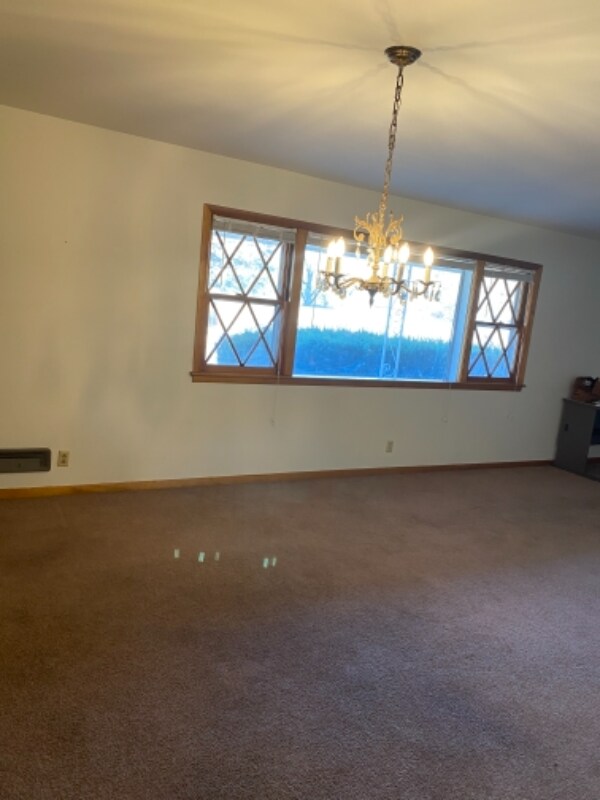 Foto del edificio - 3241 W 15th St N