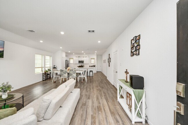 Foto del edificio - 5418 Rabbit Crk Ln