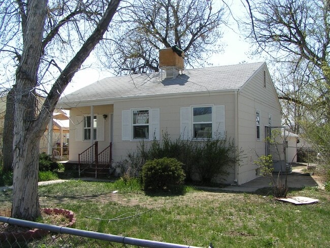 Building Photo - 1357 Kenton St