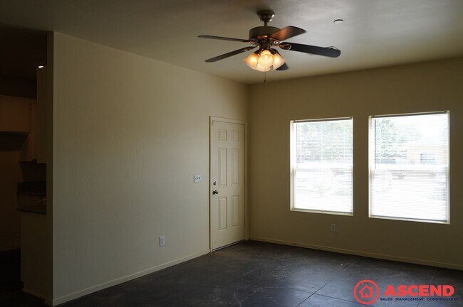 Foto del edificio - 222 Harding Ave.