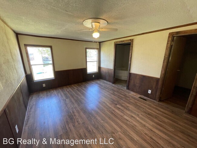 Building Photo - 3 br, 2 bath House - 2412 Stingray Dr.