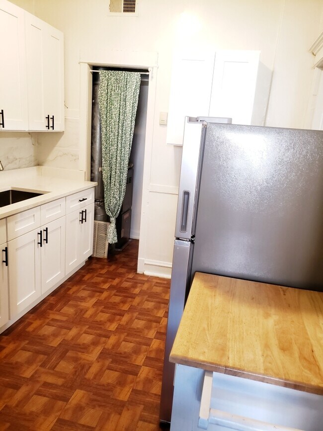 Foto del edificio - 3510 N Broadway