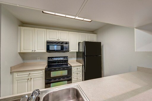 Foto del edificio - 23325 Cedar Way