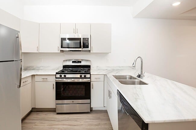 Foto del edificio - Newly Built Park City Home Just Before Win...
