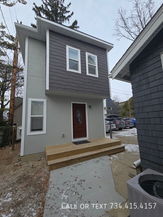 Building Photo - 536 Walnut St