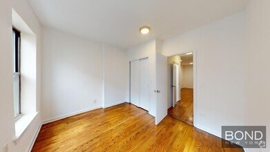 Building Photo - 222 E 89th St