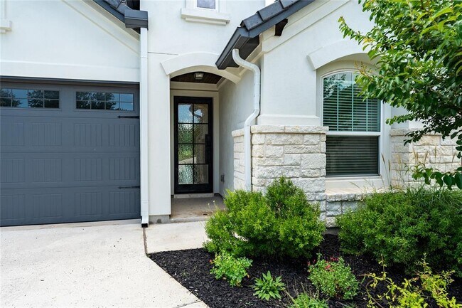 Building Photo - 152 Limestone Dr
