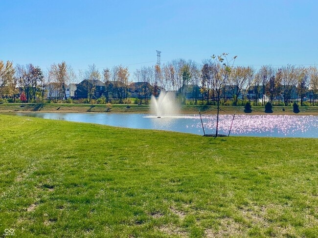 Foto del edificio - 6410 Hawthorne Dr