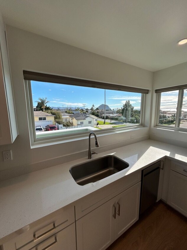 Foto principal - 599 San Jacinto St