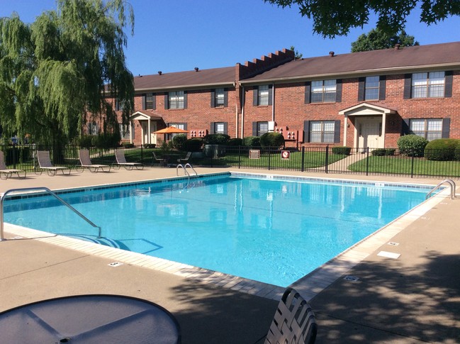 Cove Lake Village Apartments - Lexington, KY | Apartments.com