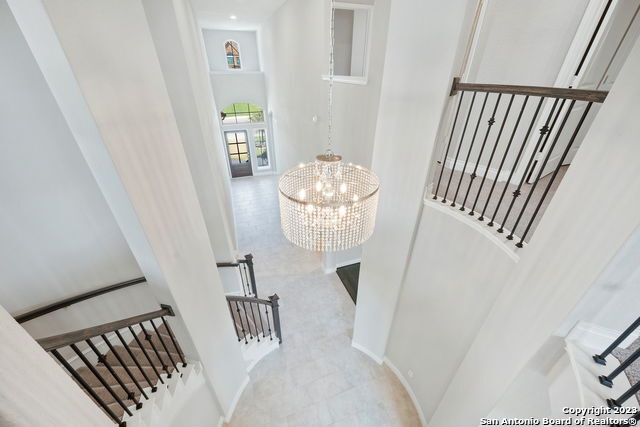 Building Photo - 1910 Tillman Park