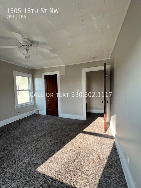Building Photo - Two bedroom upper level apartment for rent...