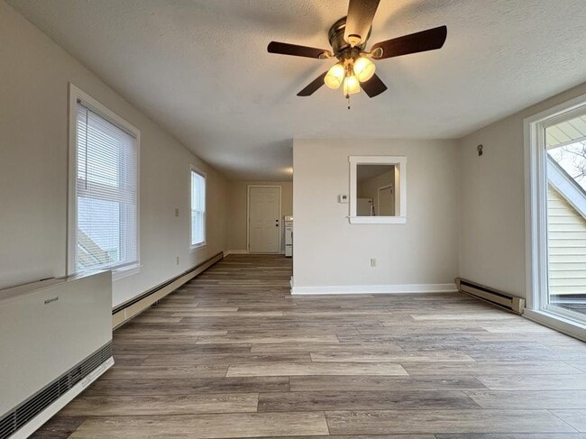 Foto del edificio - 58E School St.