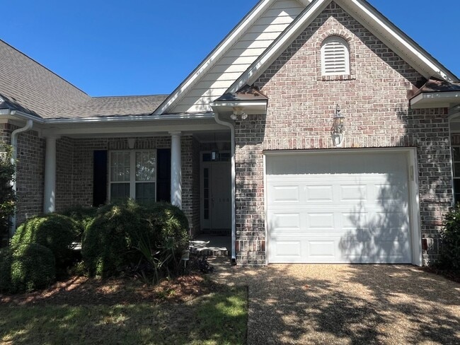 Building Photo - 1005 E Shearwater Ln
