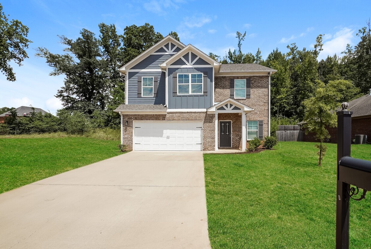 Primary Photo - 5418 Bluebell Cir