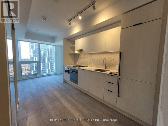 Building Photo - 82 Dalhousie St