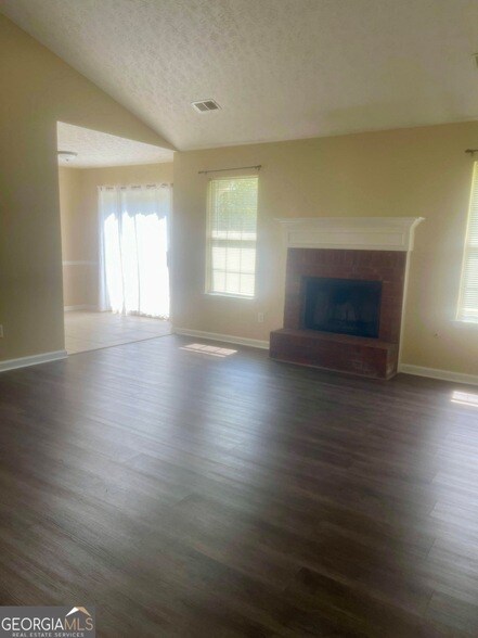 Foto del edificio - 1652 Graystone Dr