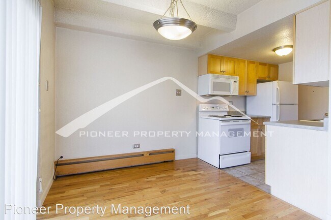 Foto del edificio - 1 br, 1 bath House - 200 Pearl St #302