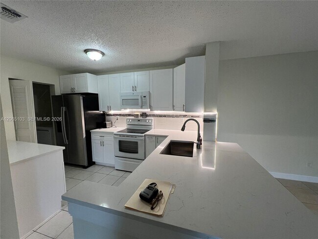 Foto del edificio - 11277 W Atlantic Blvd