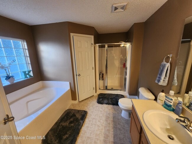 Foto del edificio - 2098 Jupiter Blvd SW