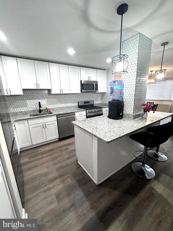 5500 Friendship Blvd Unit 2427N, Chevy Chase, MD 20815 Room for Rent