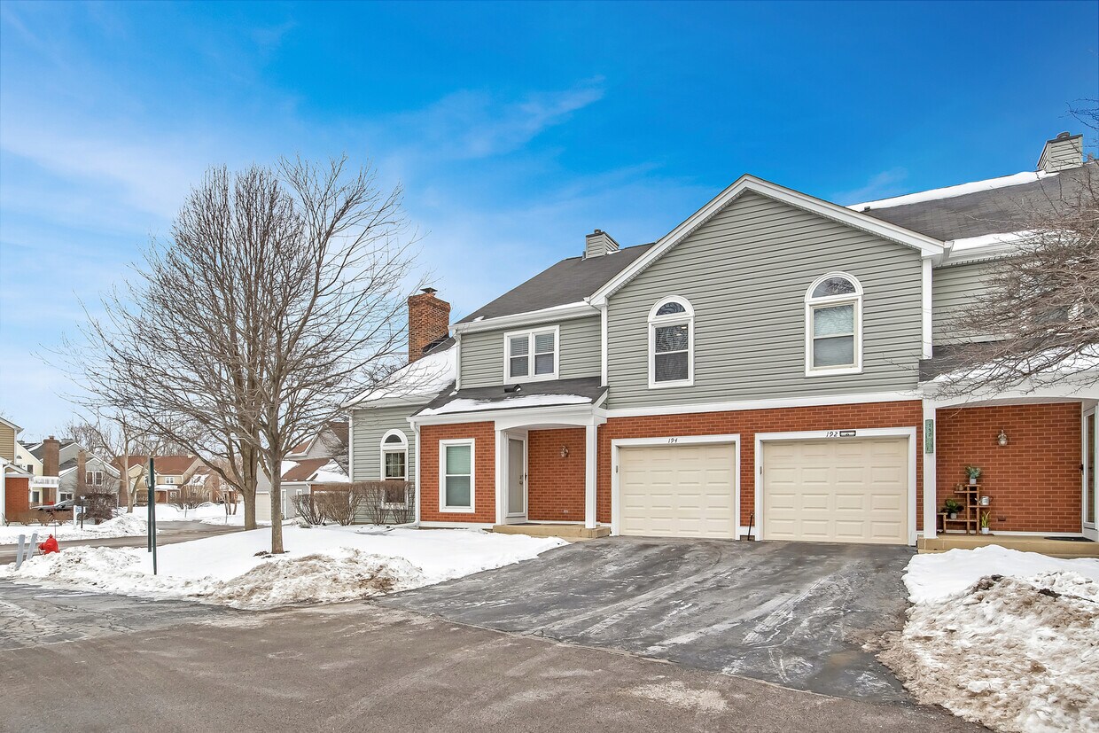 Primary Photo - 194 S Stonington Dr