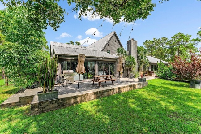 Photo - 12142 157th St N House