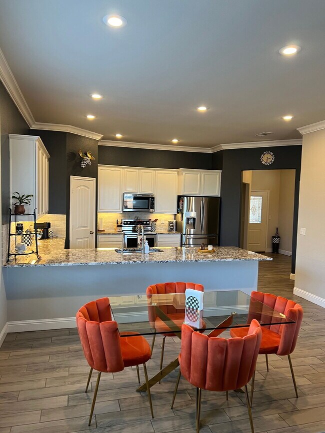 Foto del edificio - Breathtaking Home Located in Windstone!