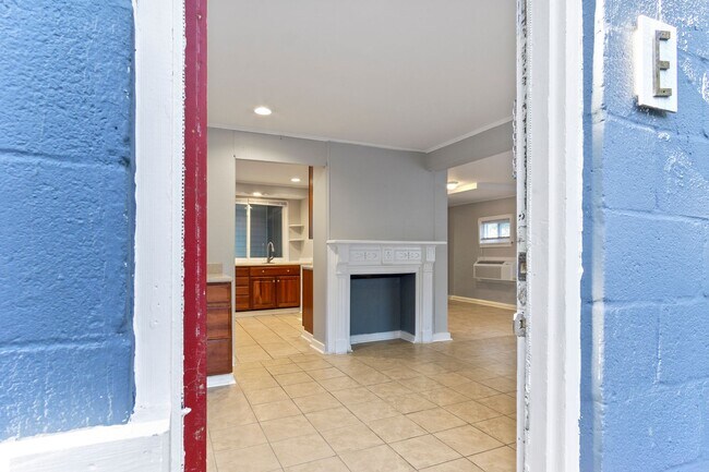 Foto del edificio - Delightful and Comfortable 1 Bedroom 1 Bath Unit!