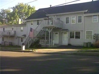Primary Photo - 133 Grand St