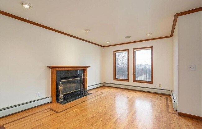 Foto del edificio - Gorgeous 6bd/4ba Home- DU STUDENT HOUSING! AVAILABLE FALL SEMESTER 2026