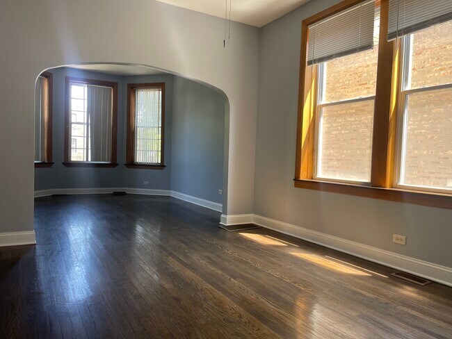 Foto del edificio - 546 N St Louis Ave
