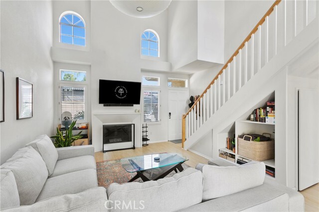 Foto principal - 2575 Elden Ave