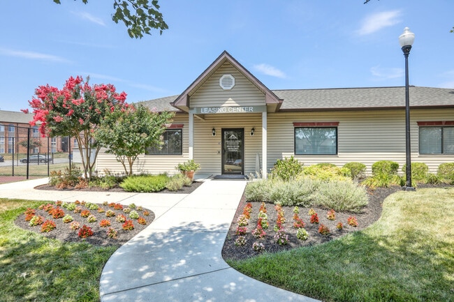 Building Photo - Tuscany Gardens Apartments