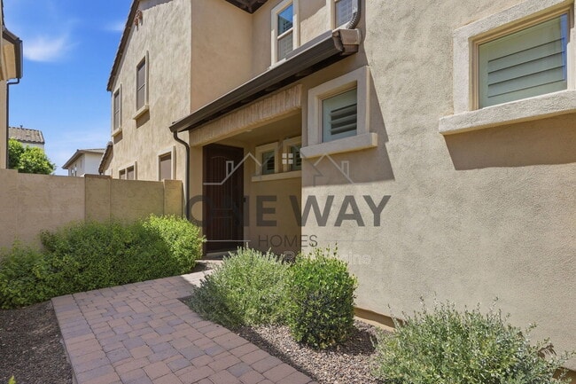 Building Photo - 1814 S Follett Way