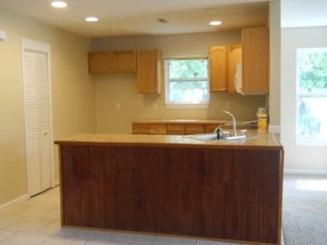 Foto del edificio - Spacious 3 bedroom house in Nixa!