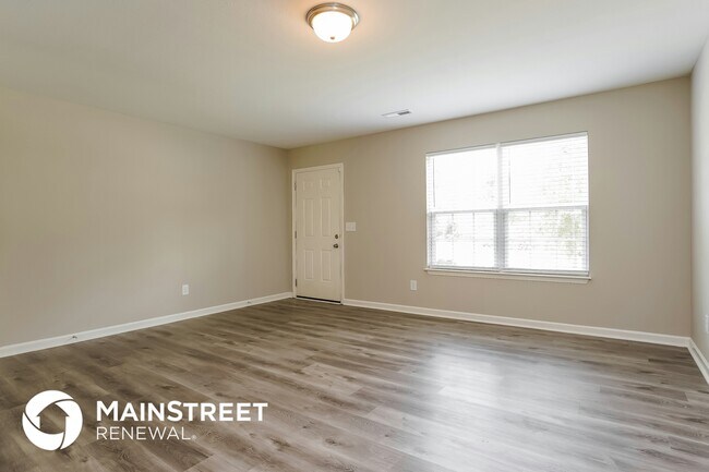 Foto del edificio - 747 Hay River St