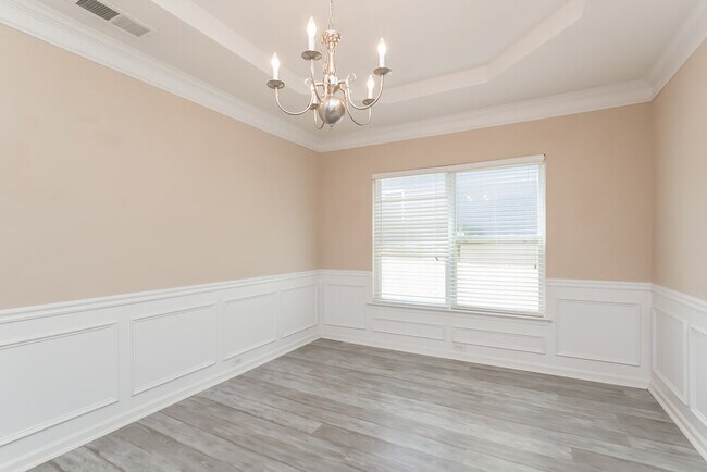 Building Photo - 4455 Ambassador Way
