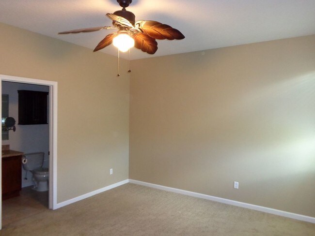 Building Photo - Beautiful 3 bedroom 2 bath  in Coquina Cove