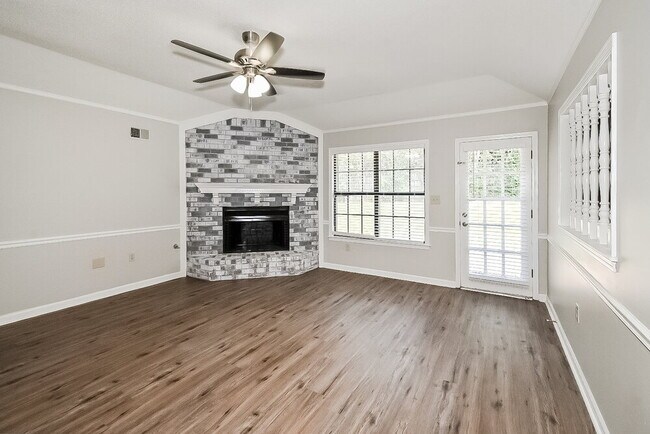 Foto del edificio - 4860 Water Fowl Ln