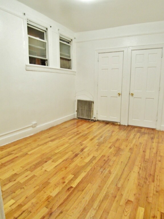 Building Photo - 398 3rd Ave