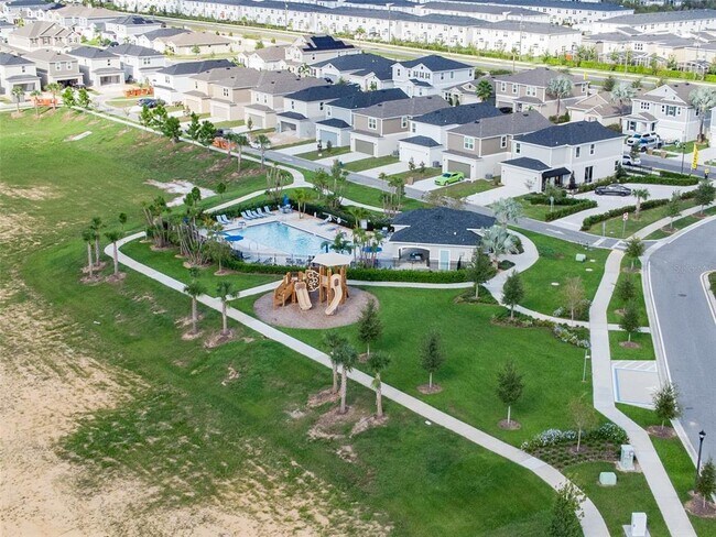 Foto del edificio - 757 Stoney Pointe Cir