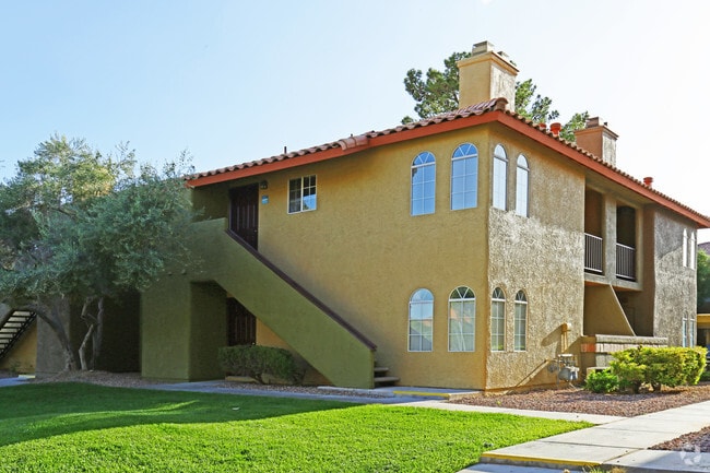 Building Photo - Breakers Apartments