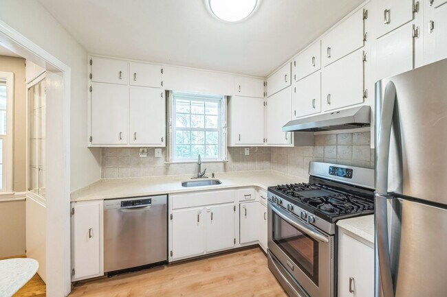 Photo - Updated 3BR/2BA Home on Quiet Cul-de-Sac |...