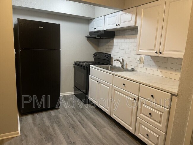 Foto del edificio - 2021 SW Mission Ave