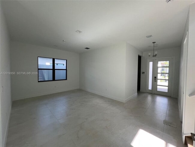 Building Photo - 9172 Silver Marsh Ln