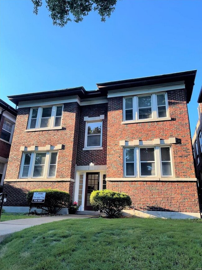 Building Photo - 6436 Alamo Ave