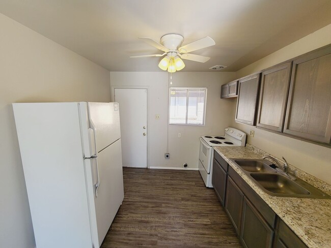 Foto del edificio - 3211 Morris St NE
